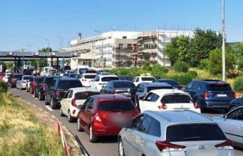 Более 500 тысяч человек пересекли границу Молдовы за первую неделю июля