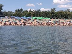 Пляж в Вадул-луй-Водэ стал главным местом отдыха молдаван в выходные