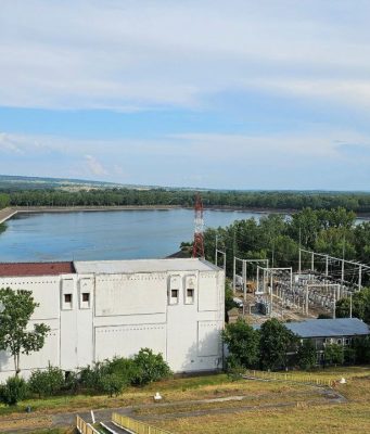 На Костештской ГЭС построят солнечную и ветровую электростанции