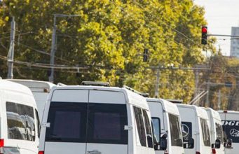 Транспортники Молдовы протестуют у Представительства ЕС в Кишиневе