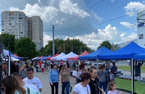 Где купить фрукты и пиво под открытым небом: ярмарки выходного дня в Кишинёве