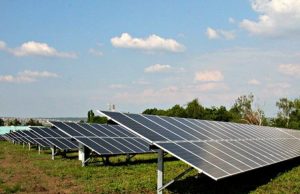 В Негуренах открылся крупнейший в Молдове солнечный парк «Наш свет»