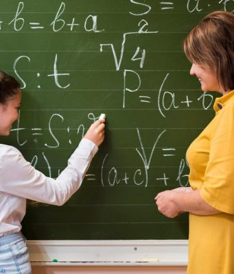 В молдавских школах критически не хватает учителей математики