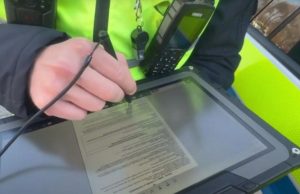 Полиция Молдовы оцифровывает работу: протоколы на месте с планшетов