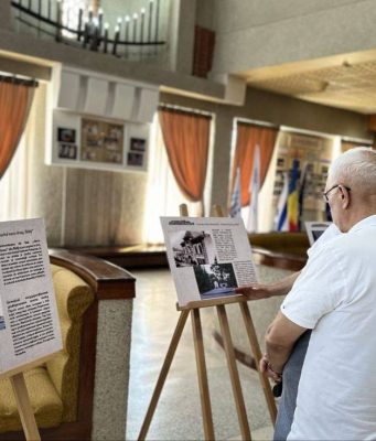 В Бельцах открылась фотовыставка «Mein Shtetele Belz — Моё местечко Бельцы»