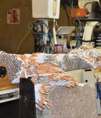 В Молдове ликвидирована подпольная фабрика сигарет у таможни Леушены–Албица