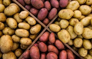 Молдове картофель на прилавках в основном импортный