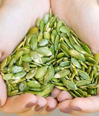 В Молдове врачи назвали тыквенные семечки природным союзником сердца