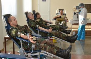 Военные Молдовы сдали кровь ради спасения жизней