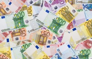 НБМ продал €4 млн для балансировки валютного рынка