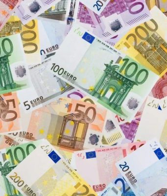 НБМ продал €4 млн для балансировки валютного рынка