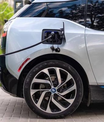 В Молдове подорожает автостраховка для электрокаров: +85,7%