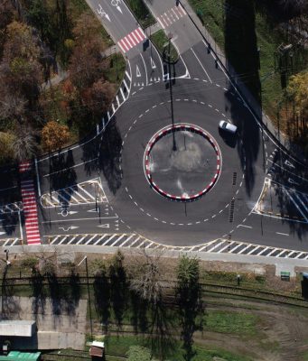 В Дрокии завершено благоустройство новой кольцевой развязки