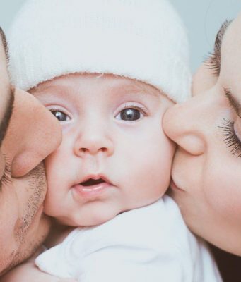 НКСС профинансировала выплату пособий семьям с детьми