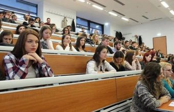 Студенты Молдовы требуют утроить стипендии