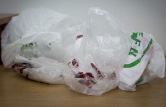 В Молдове планируют ввести плату за упаковку напитков