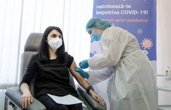 Вакцинация сократила число случаев гепатита B среди детей в Молдове на 99,9%.
