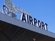 Утром 5 октября аэропорт Кишинёва столкнулся с масштабным затором: сотни пассажиров заполнили зону вылета, а на пограничном контроле образовались огромные очереди, растянувшиеся от регистрационных стоек до торговых площадок и залов ожидания.