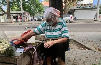 В Молдове не могут подтвердить, живы ли более тысячи человек старше 100 лет.