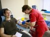 Семь медучреждений Молдовы и Национальный центр переливания крови получили оборудование для обработки плазмы