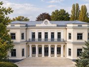 В Бельцах открыли отреставрированный Дом Бодеску: 15,8 млн леев и почти два века истории