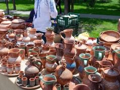 От катринц до мини-баров: в Сынжерее открылась ярмарка местных производителей